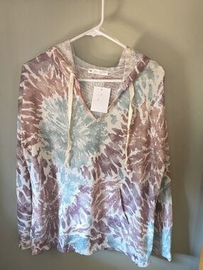 Tie-Dye Hooded Pullover Sweatshirt - Light Blue & Mauve